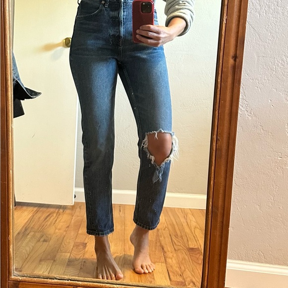 Everlane Cheeky Jean - Picture 4 of 6